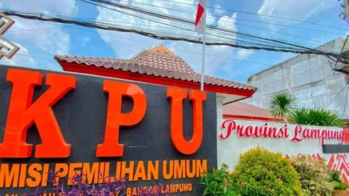 Mega Diana Zam – Zam Hadiri Kegiatan Bimtek, Netrallitas KPU Provinsi Lampung di Pertanyakan