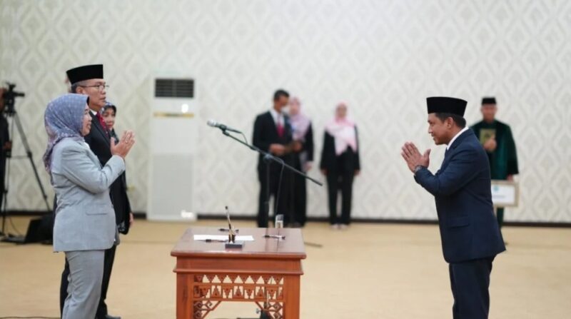 Rektor Lantik Pejabat Baru Tahap Tiga Berdasarkan Perubahan SOTK