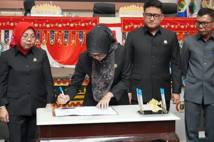 Pemprov dan DPRD Provinsi Lampung Sepakati Raperda APBD 2026